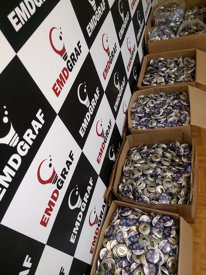 Llavero destapador personalizado con acabado profesional para publicidad
