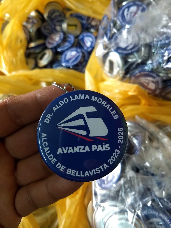 Llaveros destapadores personalizados con impresión resistente al uso diario